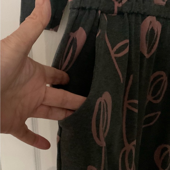 Boden Dress Hettie Tulip Pattern Gray Pink Pockets 3/4 Sleeve Elastic at Waist 6 - Picture 4 of 6